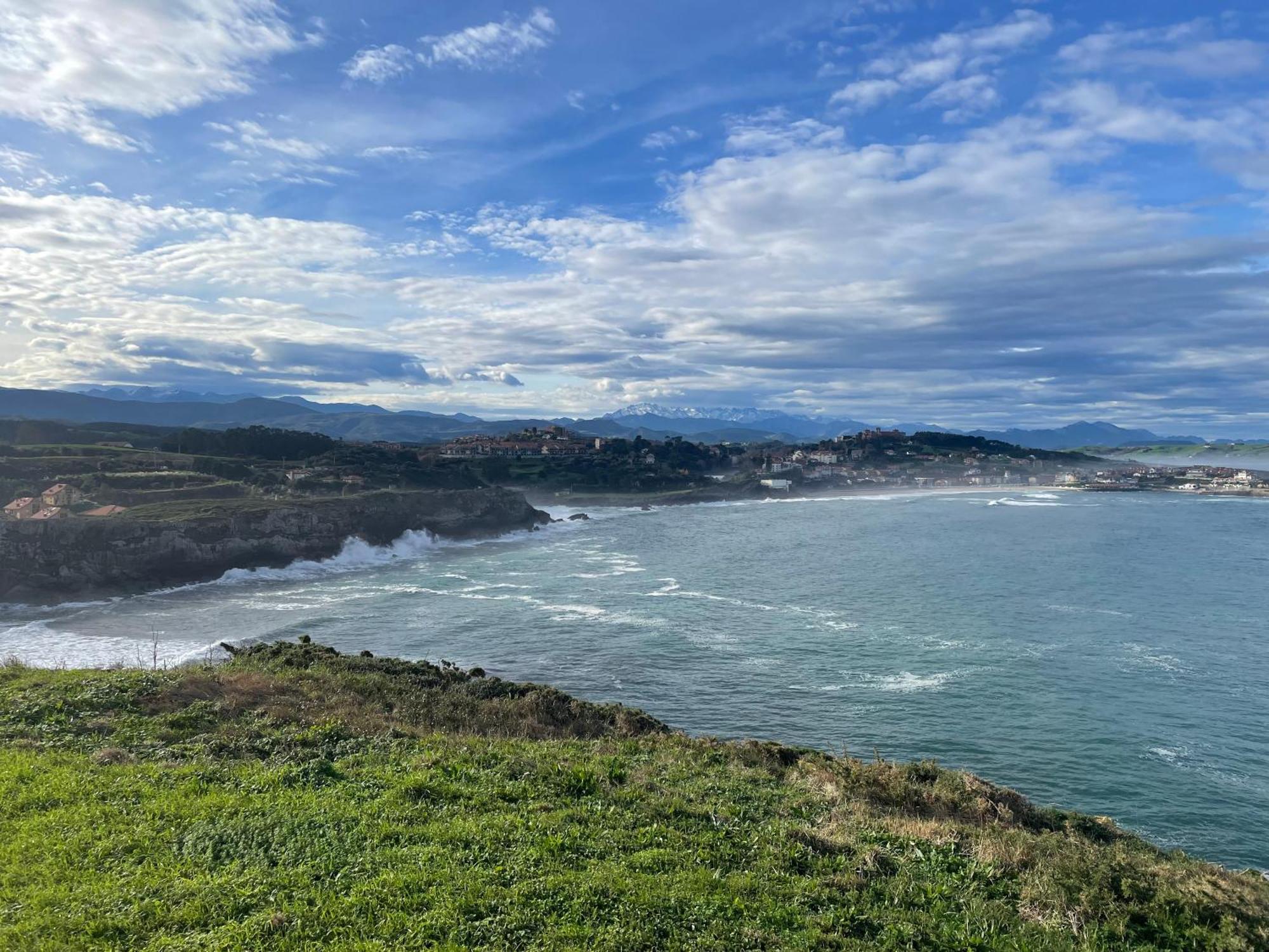 Appartamento Bonito Duplex Con Vistas Al Mar Comillas Esterno foto